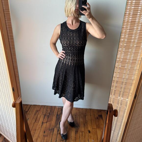 ALAÏA Black Eyelet Lace Fit-and-Flare Knee-length Dress - Picture 1 of 10